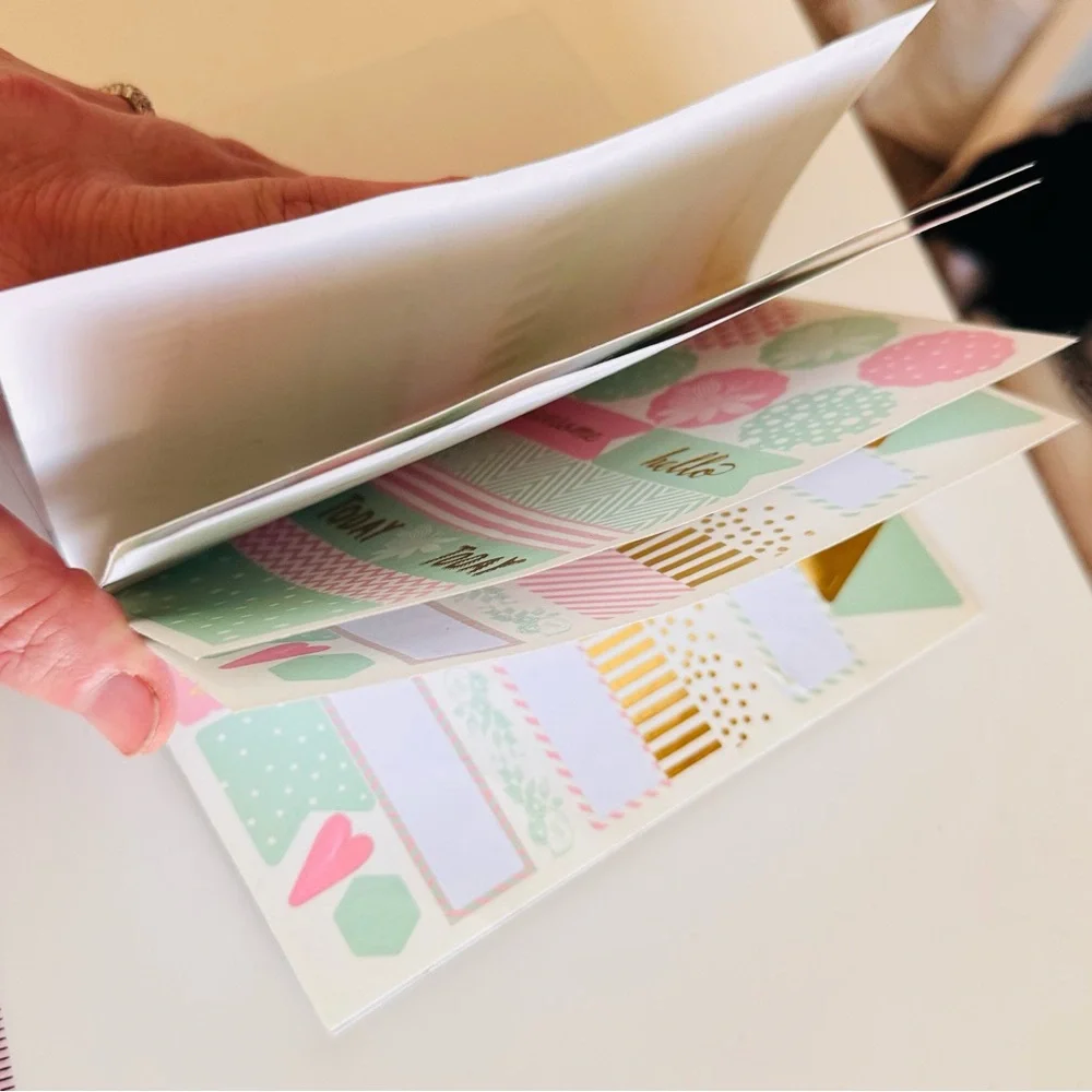 HUGE 100 Pc Set Colorful Office Labels